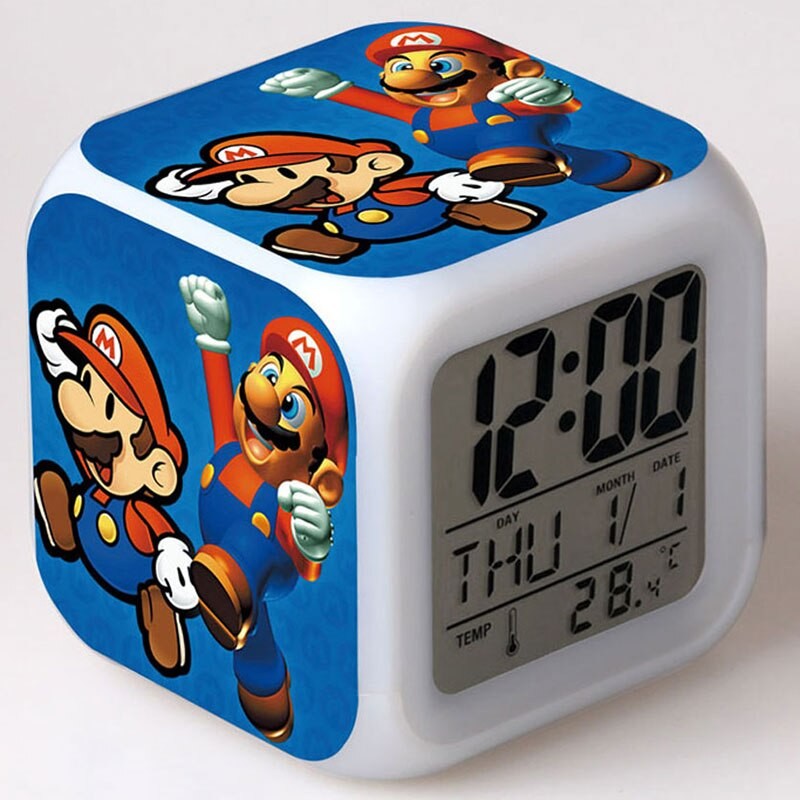 Universal - Super Mario LED réveil couleur 7 variations de couleur horloge  carrée - Horloges, pendules - Rue du Commerce